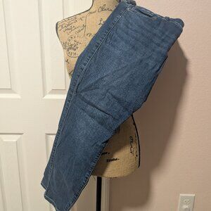 Torrid midrise Jeggings